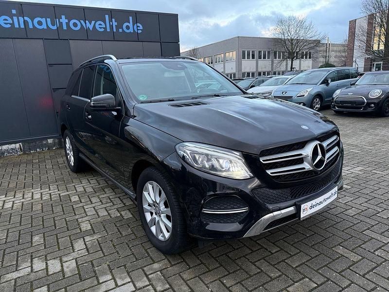 Gebraucht Mercedes GLE250 204 PS (150 kW) 2016 Schwarz SUV