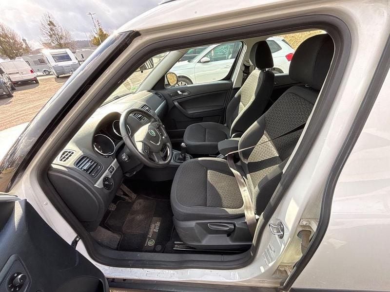Gebraucht Skoda Yeti Elegance 122 PS (89 kW) 2012 Weiß SUV