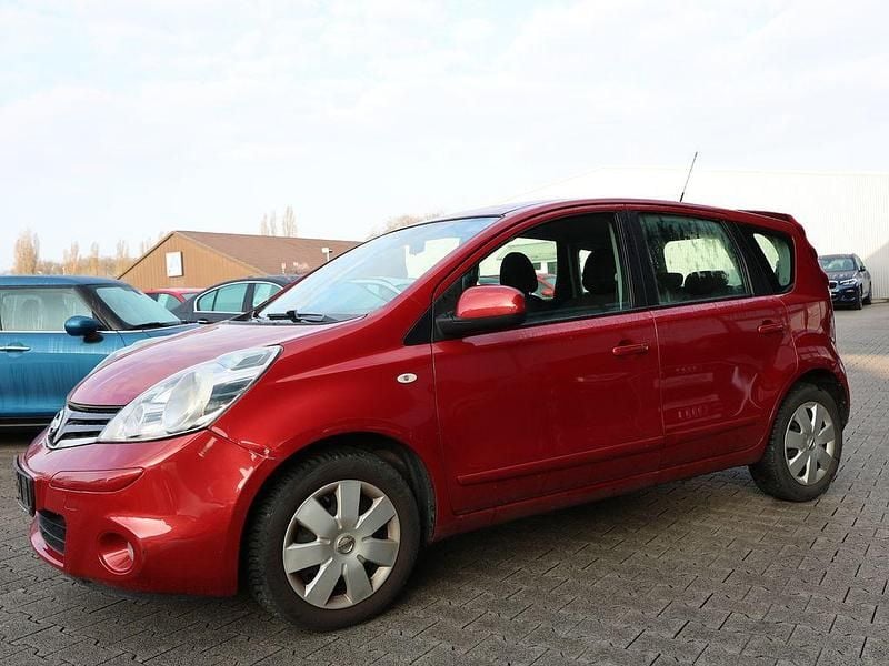 Gebraucht Nissan Note Acenta 88 PS (64 kW) 2009 Rot Kleinwagen