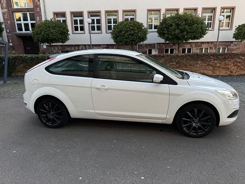 Second-hand Ford Focus 80 CP (58 kW) 2008 Alb Hatchback