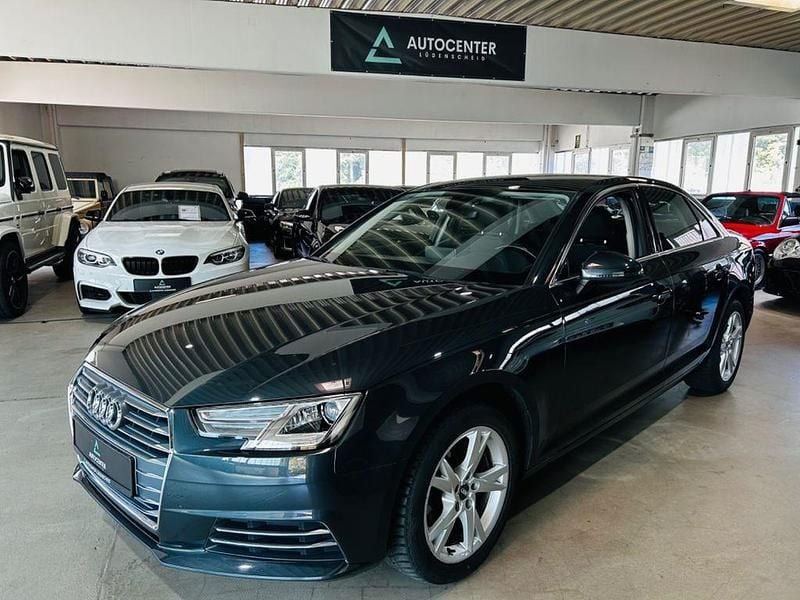 Grau Gebraucht 2017 Audi A4 Sport Limousine | 16.990 € (Guter Preis) - Bild 1/4