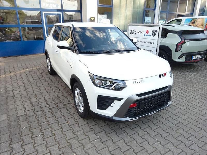 Neu SsangYong Tivoli 163 PS (119 kW) 2025 Weiß SUV