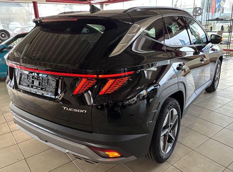 Neu Hyundai Tucson 160 PS (117 kW) 2025 Schwarz SUV