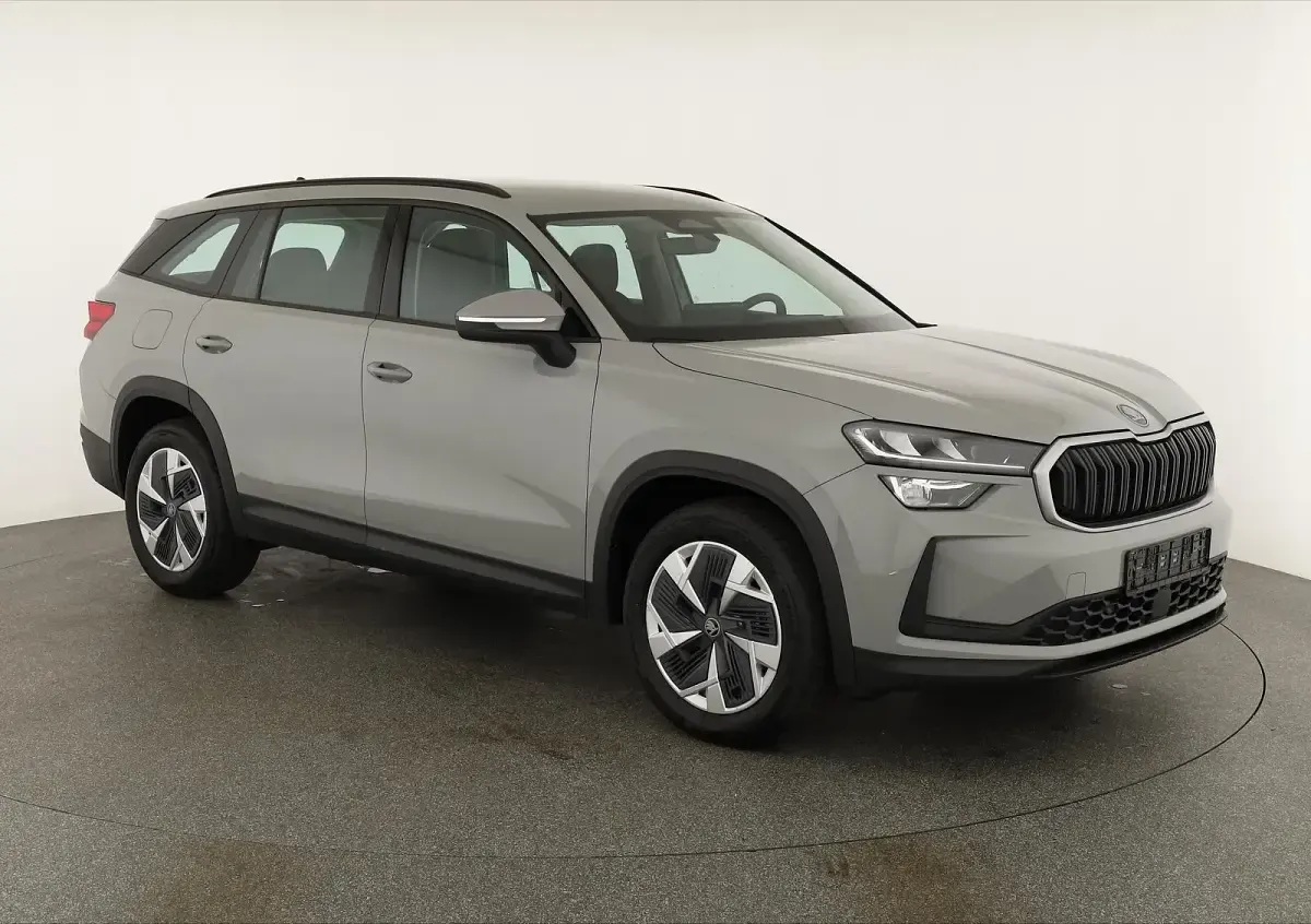 Neu Skoda Kodiaq Selection 150 PS (110 kW) 2026 Stahl grau SUV