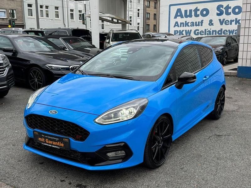 Blau Gebraucht 2021 Ford Fiesta Performance Edition Kleinwagen | 15.350 € (Guter Preis) - Bild 1/4