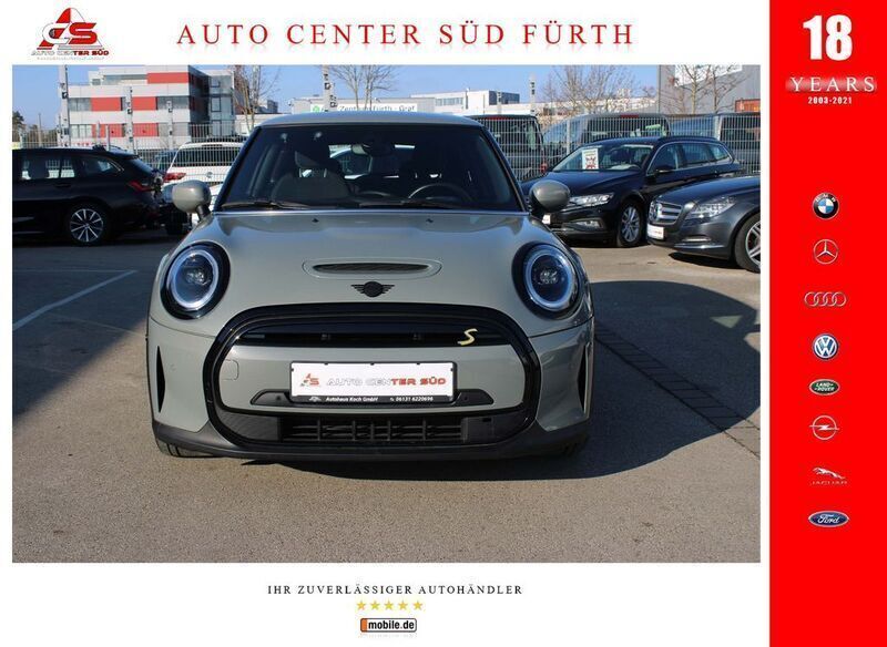 Grau Gebraucht 2021 Mini Cooper Essential Kleinwagen | 15.890 € (Guter Preis) - Bild 1/4