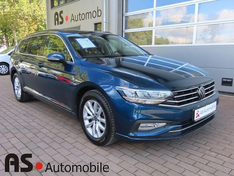 Aquamarinblau Gebraucht 2022 VW Passat Kombi | 15.790 € (Fairer Preis) - Bild 1/4