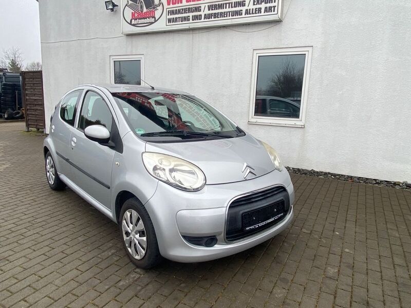 Silber Gebraucht 2010 Citroën C1 Style Kleinwagen | 1.999 € (Fairer Preis) - Bild 1/4