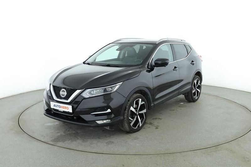 Gebraucht Nissan Qashqai Tekna 159 PS (116 kW) 2019 Schwarz SUV