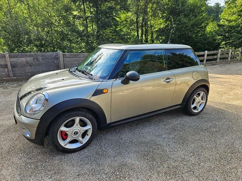 Silber Gebraucht 2009 Mini ONE Kleinwagen | 4.400 € (Fairer Preis) - Bild 1/4
