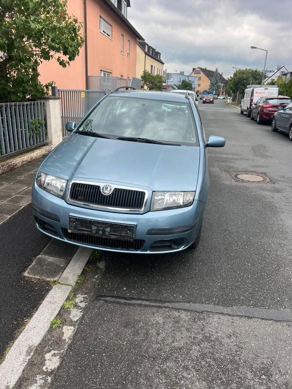 Blau Gebraucht 2007 Skoda Fabia Kombi | 1.500 € (Superpreis) - Bild 1/4