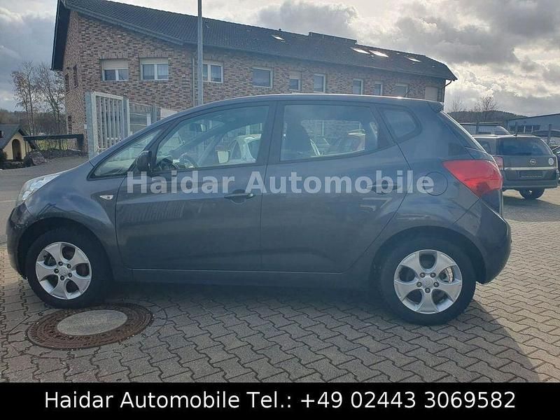 Gebraucht Kia Venga Edition 7 125 PS (91 kW) 2012 Grau Kleinwagen
