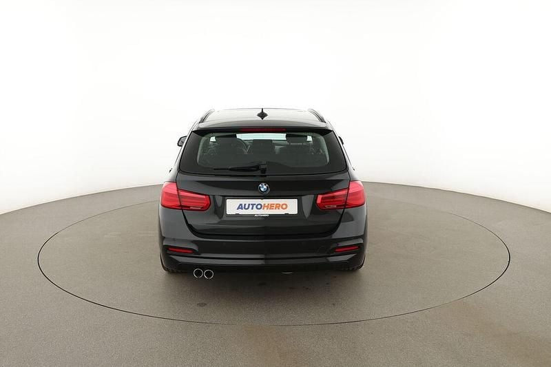 Usata BMW 320 Advantage 190 CV (139 kW) 2017 Nero Station wagon
