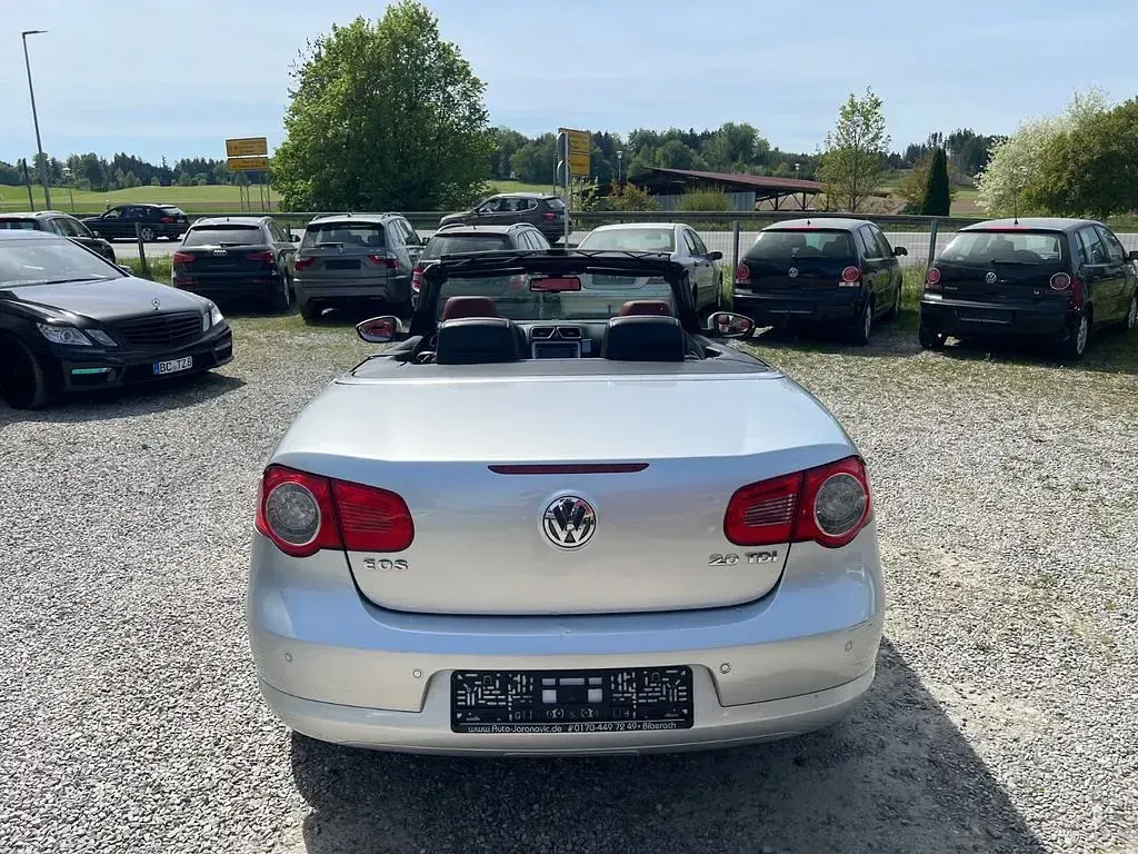Second-hand VW Eos 140 CP (102 kW) 2008 Argintiu Cabrio