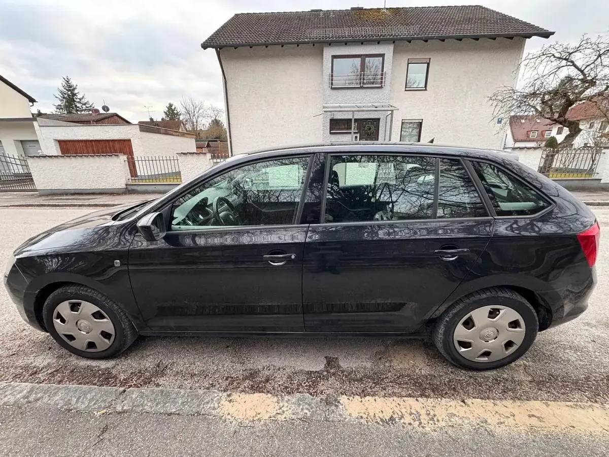 Gebraucht Skoda Rapid 122 PS (89 kW) 2014 Kleinwagen