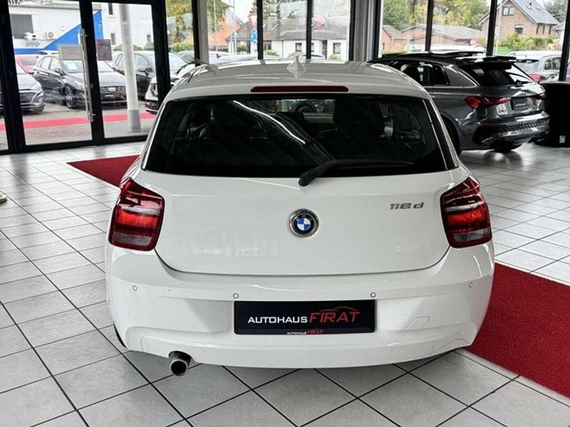 Gebraucht BMW 118 Advantage 143 PS (105 kW) 2013 Weiß Kleinwagen