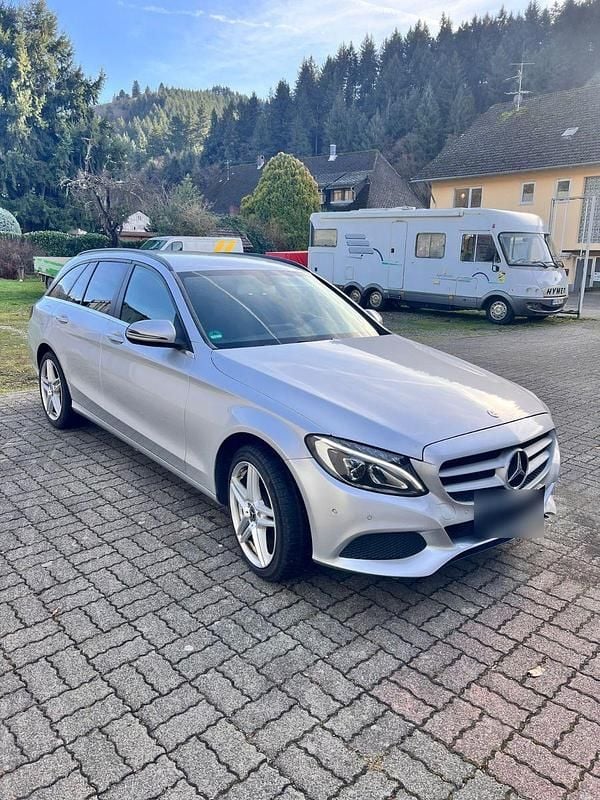 Gebraucht Mercedes C200 184 PS (135 kW) 2018 Silber Kombi