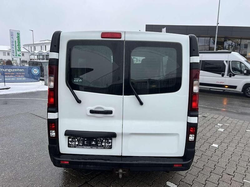 Gebraucht Renault Trafic Komfort 116 PS (85 kW) 2016 Other Van / Kleinbus