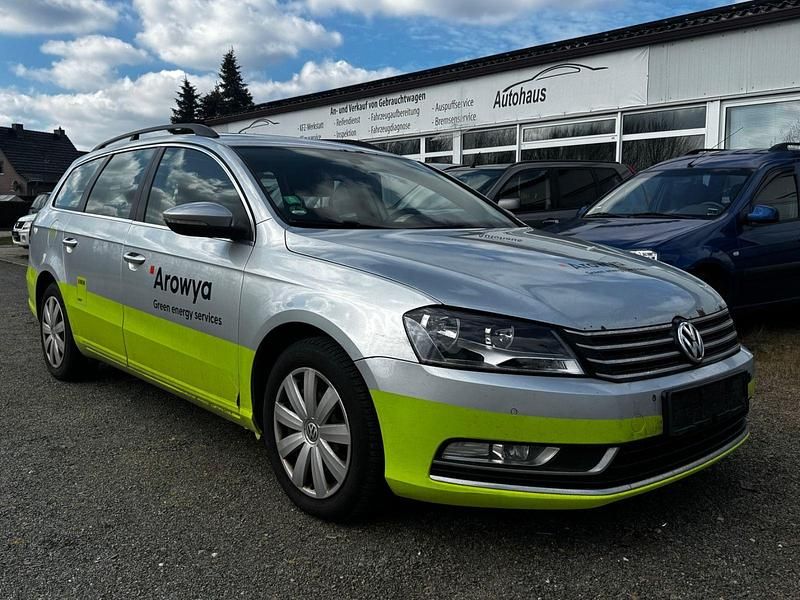 Gebraucht VW Passat Comfortline 140 PS (102 kW) 2012 Silber Kombi