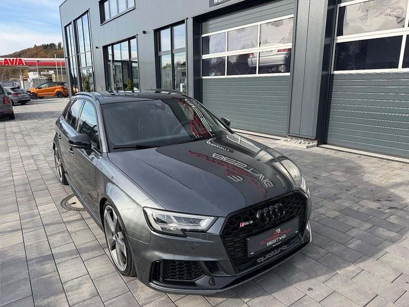 Gebraucht Audi RS3 Sport 400 PS (294 kW) 2019 Grau Limousine