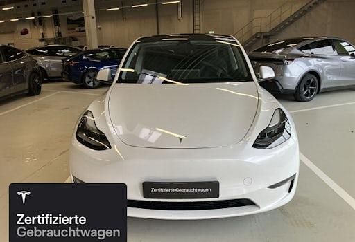 Gebraucht Tesla Model Y 273 kW (372 PS) 2023 Weiß SUV