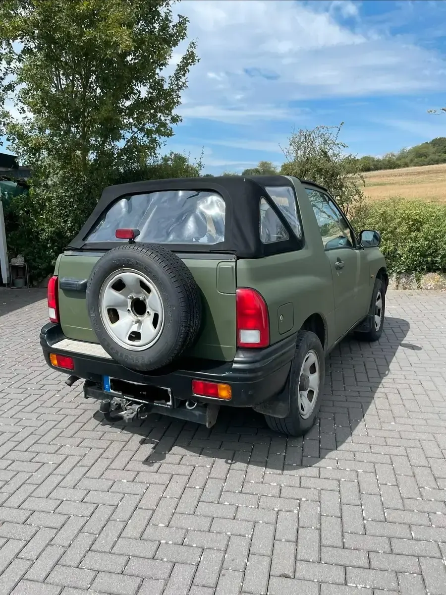 Gebraucht Suzuki Grand Vitara 12 PS (8 kW) 1999 Grün Cabrio
