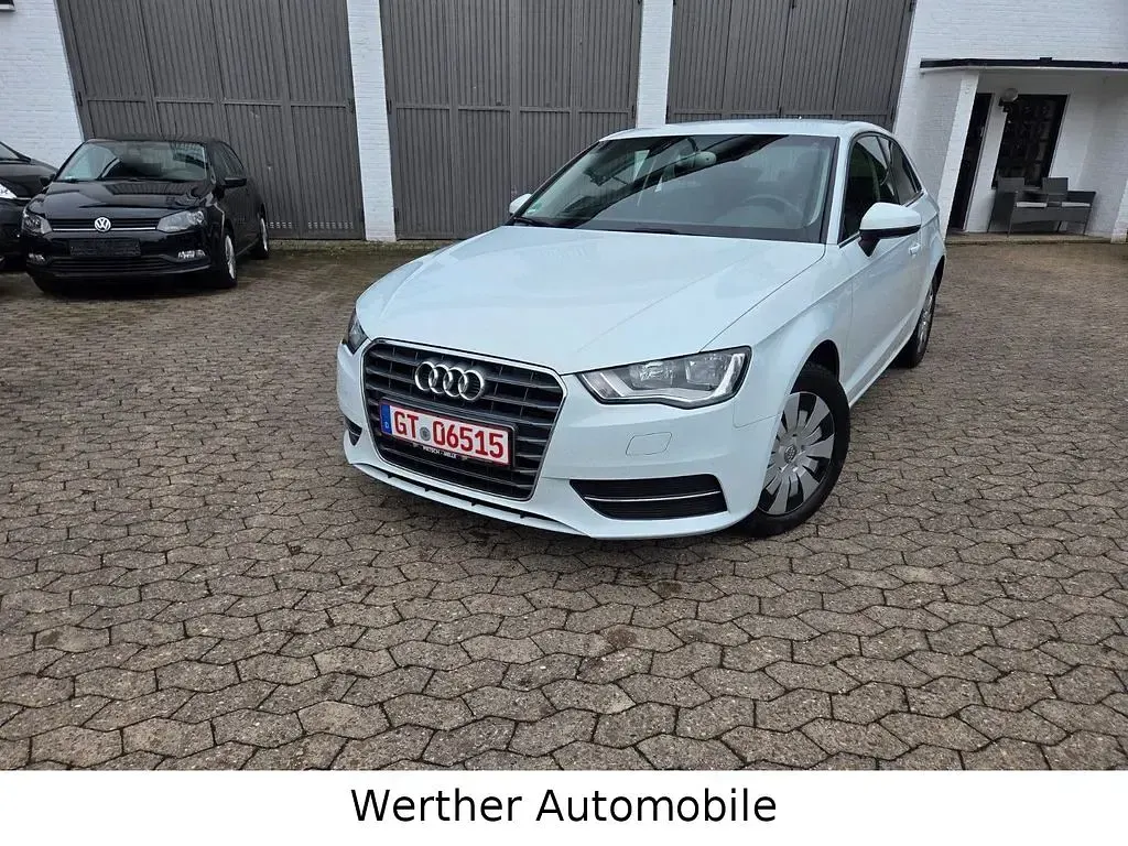 Używany Audi A3 Attraction 125 KM (91 kW) 2015 Biały Coupe