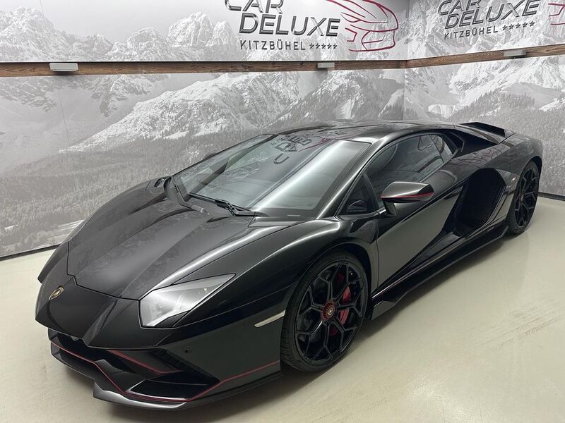 Schwarz Gebraucht 2024 Lamborghini Aventador | 736.610 € - Bild 1/4