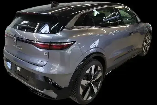 Gebraucht Renault Megane E-Tech Techno 160 kW (218 PS) 2025 Grau Limousine