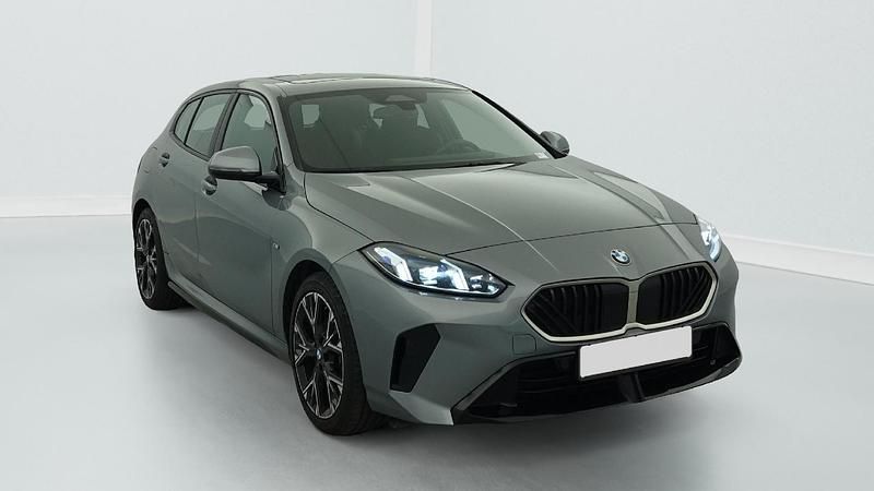 Gebraucht BMW 120 163 PS (119 kW) 2025 Skyscraper grau Kleinwagen