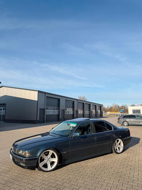 Gebraucht BMW 740 286 PS (210 kW) 1994 Blau Limousine