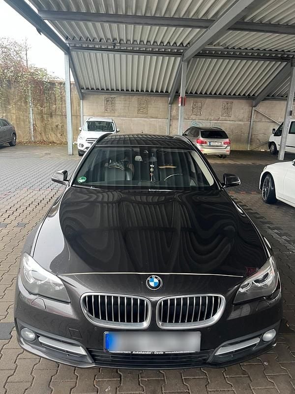 Gebraucht BMW 518 M Sport 150 PS (110 kW) 2016 Braun Kombi