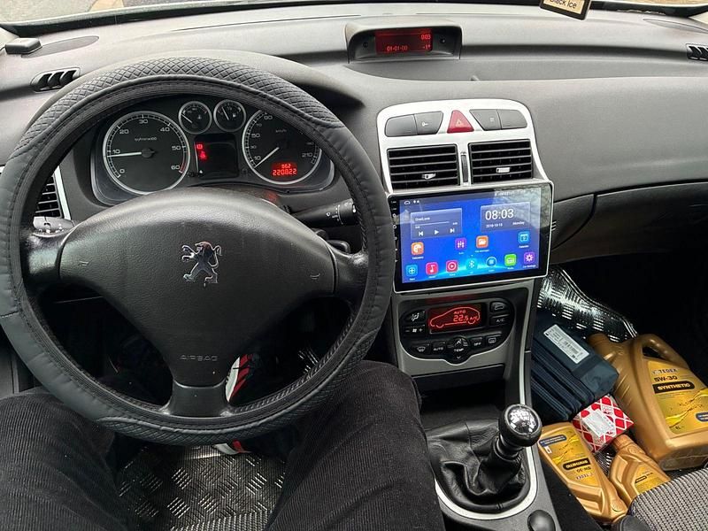 Gebraucht Peugeot 207 136 PS (100 kW) 2005 Silber Limousine