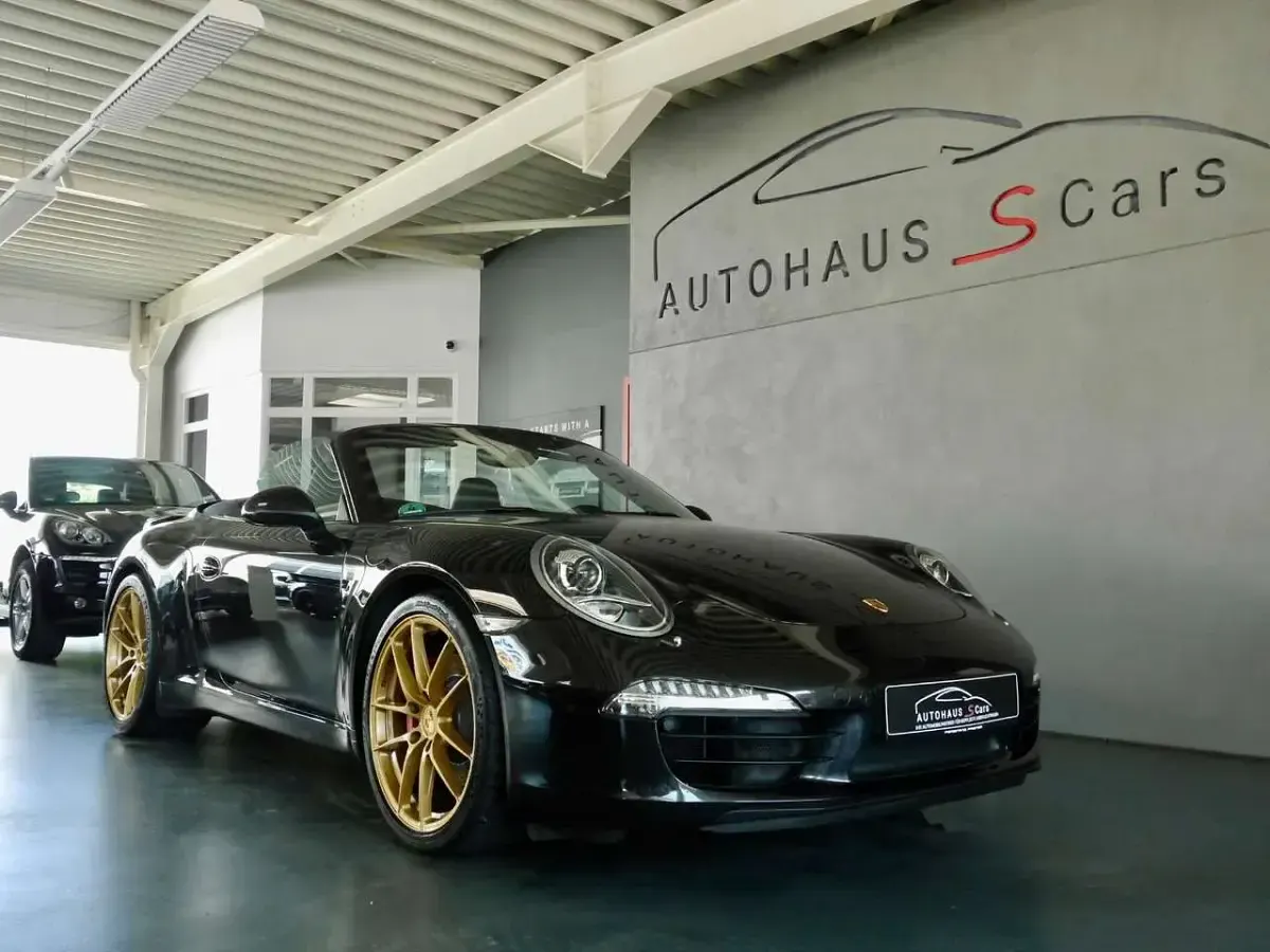 Begagnad Porsche 991 400 HK (294 kW) 2012 Svart Cab