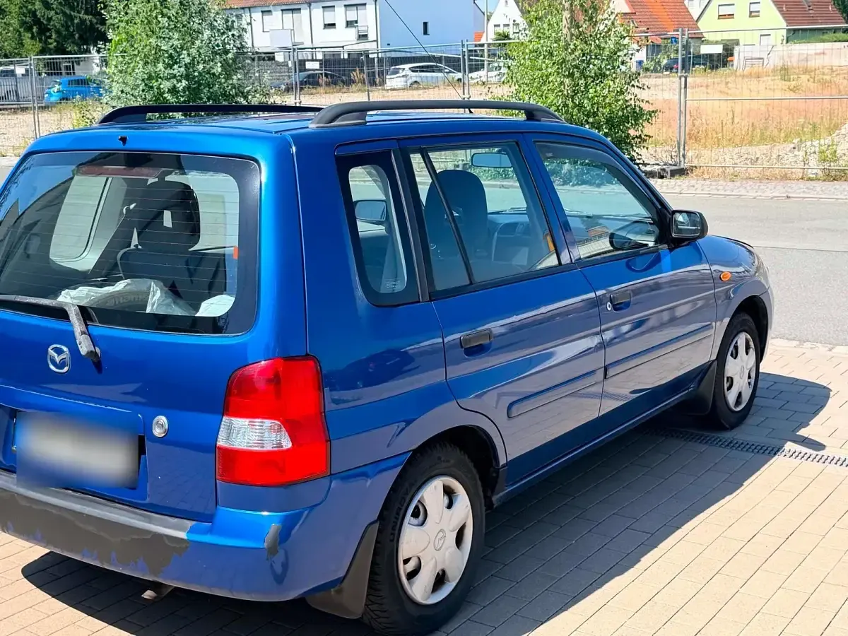 Gebraucht Mazda Demio 75 PS (55 kW) 2003 Blau Kleinwagen