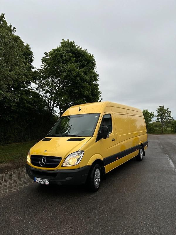 Gelb Gebraucht 2010 Mercedes Sprinter Van | 6.990 € - Bild 1/4