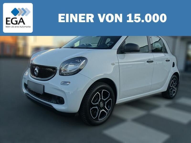Weiß Gebraucht 2019 Smart ForFour Electric Drive | 12.520 € (Etwas zu teuer) - Bild 1/4