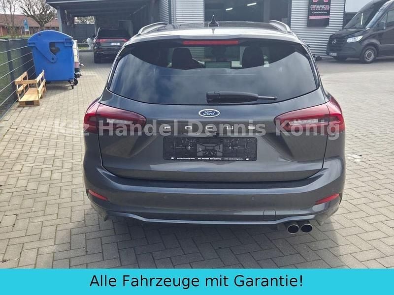 Usata Ford Focus ST-Line X 155 CV (114 kW) 2025 Grigio Berlina