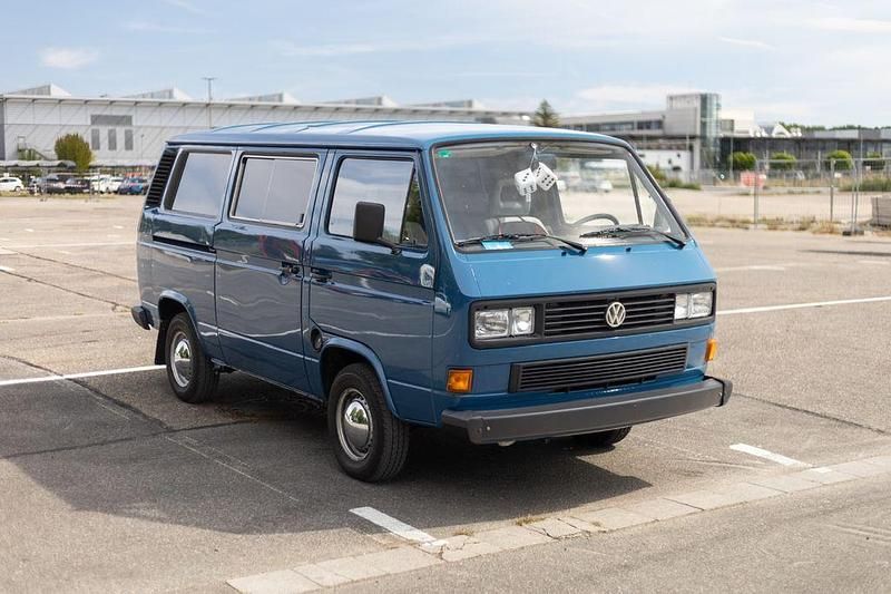 Blau Gebraucht 1990 VW T3 Van | 17.900 € - Bild 1/4