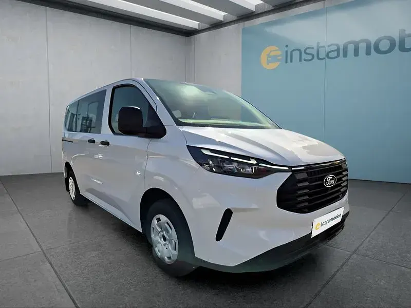 Neu Ford Transit Custom 136 PS (100 kW) 2026 Weiß Van