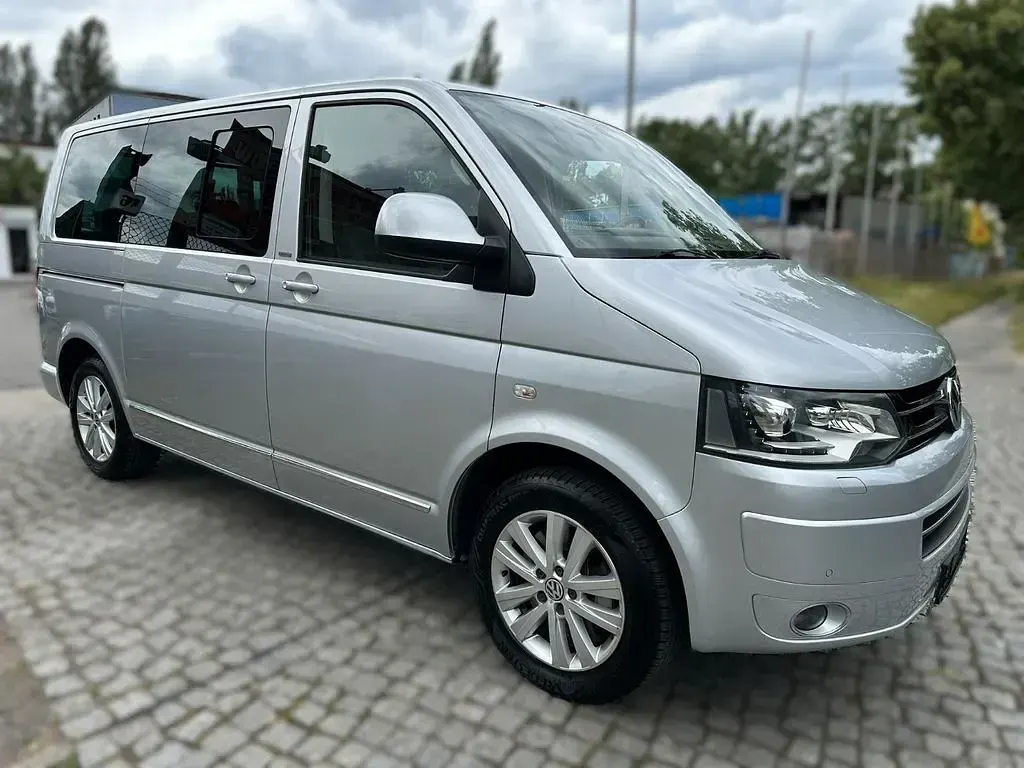 Gebraucht VW Multivan Comfortline 179 PS (131 kW) 2012 Silber Van / Kleinbus