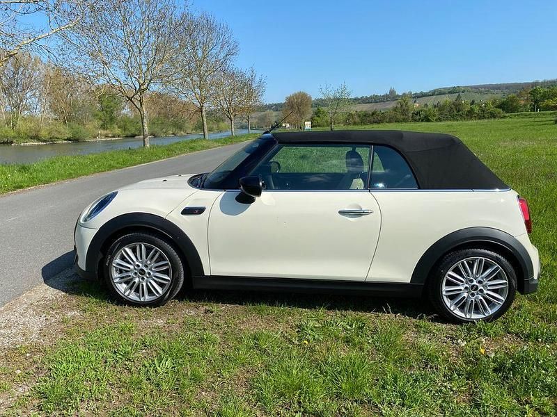 Gebraucht Mini Cooper S Cabriolet Pepper 178 PS (130 kW) 2023 Weiß Cabrio