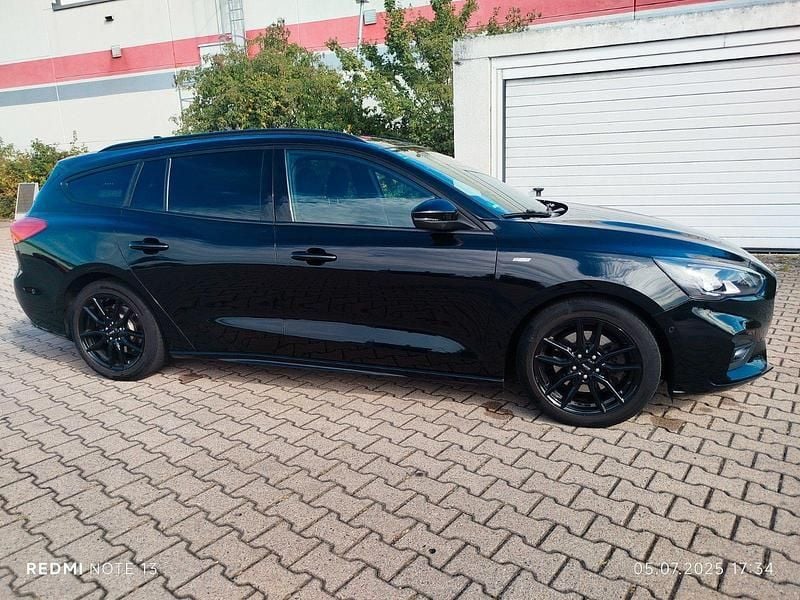 Gebraucht Ford Focus ST-Line 150 PS (110 kW) 2019 Schwarz Kombi