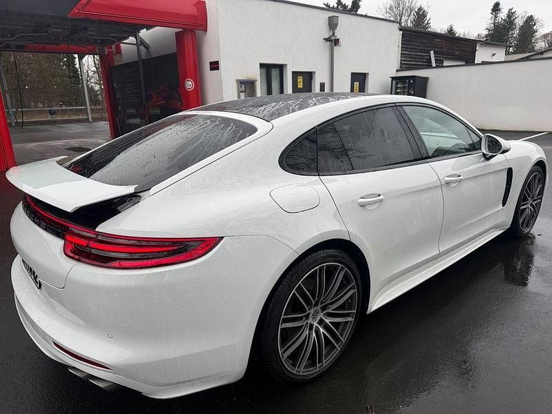 Gebraucht Porsche Panamera 4S 421 PS (309 kW) 2017 Weiß Limousine