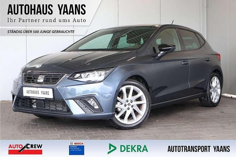 Grau Gebraucht 2024 Seat Ibiza FR Kleinwagen | 15.489 € (Superpreis) - Bild 1/4