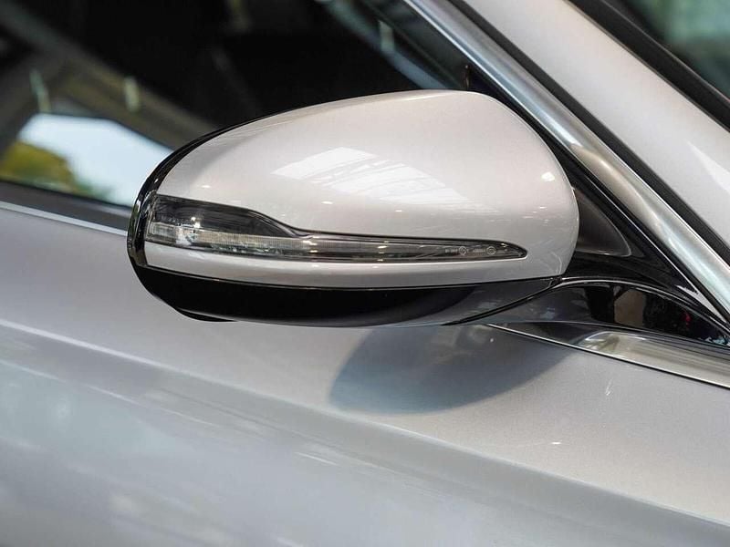 Gebraucht Mercedes E300 Exclusive 211 PS (155 kW) 2021 Hightechsilber Kombi