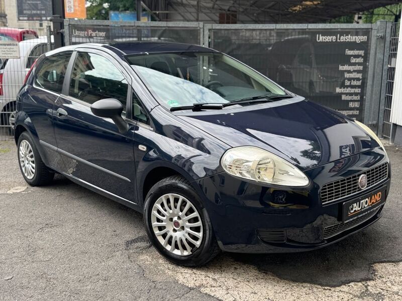 Blau Gebraucht 2009 Fiat Grande Punto Kleinwagen | 2.499 € (Fairer Preis) - Bild 1/4