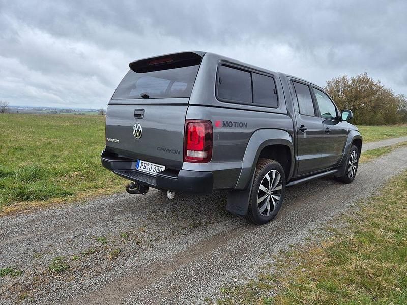 Gebraucht VW Amarok Canyon 204 PS (150 kW) 2017 Grau Pickup