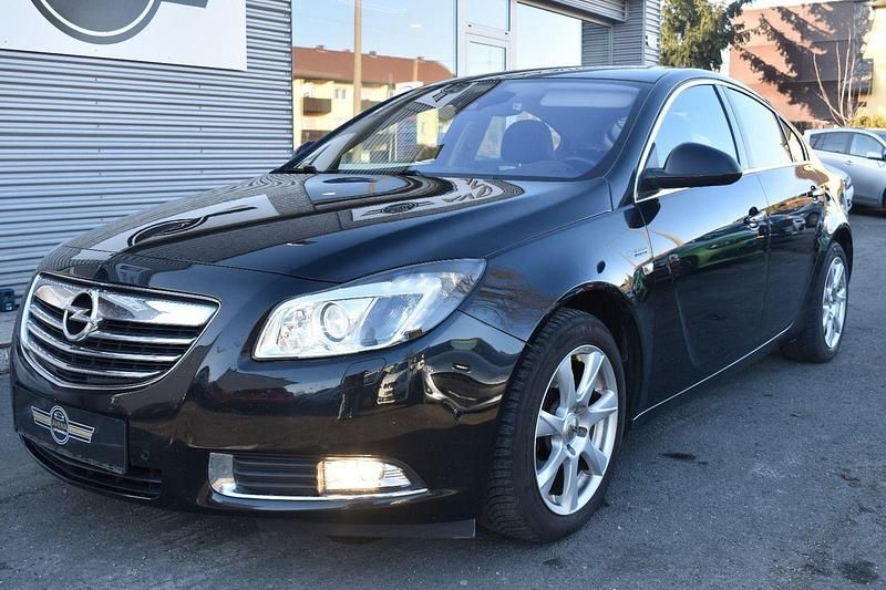 Gebraucht Opel Insignia Innovation 160 PS (117 kW) 2011 Schwarz Limousine