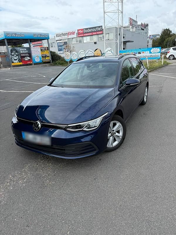 Blau Gebraucht 2022 VW Golf VIII Kombi | 15.500 € (Superpreis) - Bild 1/4